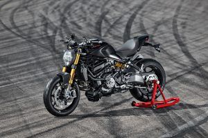 Ducati Monster 1200 S Black on Black 2020 2019 Ficha Técnica y Precio